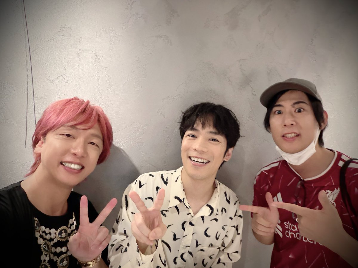 REAL_1978_TS's tweet photo. 【#雀魂声優最強戦】2026🀄️‼️
全行程が終了しました〜👏

2026年度優勝者は…
『大亀あすか』さんです🎉
優勝おめでとうございます‼️
元プロの打ち回しは健在で、的確な攻めと守りが本当に強かったです🙇‍♀️

そしてそれ以外の試合も本当に胸ワクな展開が満載で、今回の8名の強さと凄さにシビれました😳

あと僕自身としてはエキシビションで『多井隆晴』さんに勝って1位を取れたのは、めっちゃめちゃ嬉しかったぁ〜😆
今後の自信になります‼️
ありがとうございました🙇‍♀️

というわけで、熱い試合を是非アーカイブでご覧ください✨
また来年もやりたいぜぇーーーーー👍

▼アーカイブ
https://t.co/VD4PzhQBJf…
#雀魂 #じゃんたま