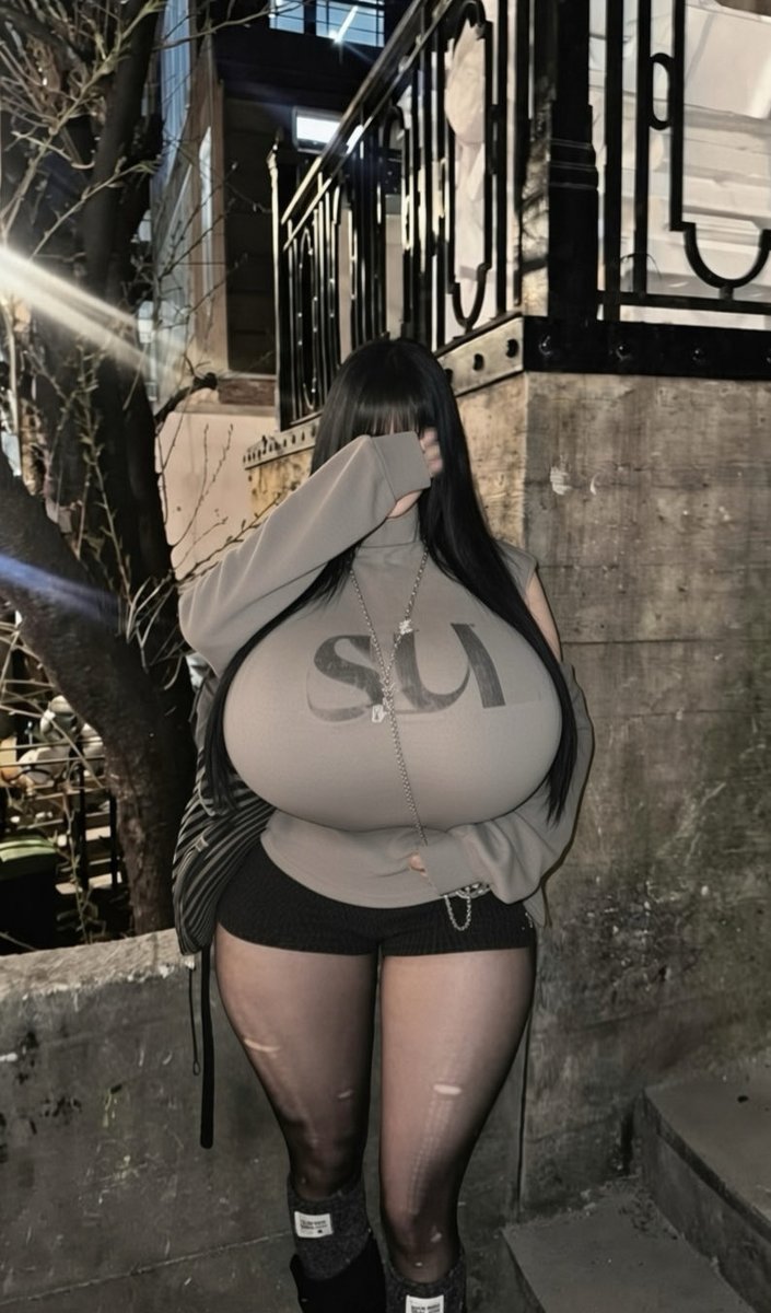 021_fuuka's tweet photo. 🩶今日のシンプルコーデ🖤 https://t.co/2JnKf8V5AR