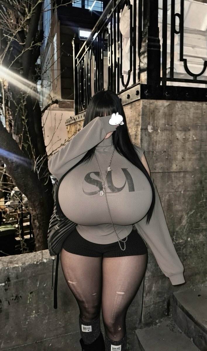 021_fuuka's tweet photo. 🩶今日のシンプルコーデ🖤 https://t.co/2JnKf8V5AR