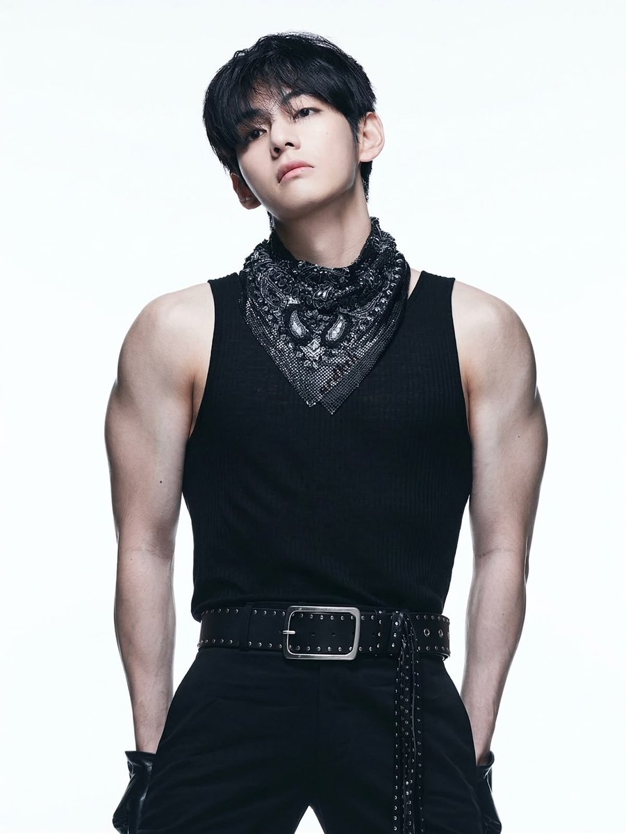 Kth_petal's tweet photo. His best photoshoot https://t.co/5ztrAk5prT