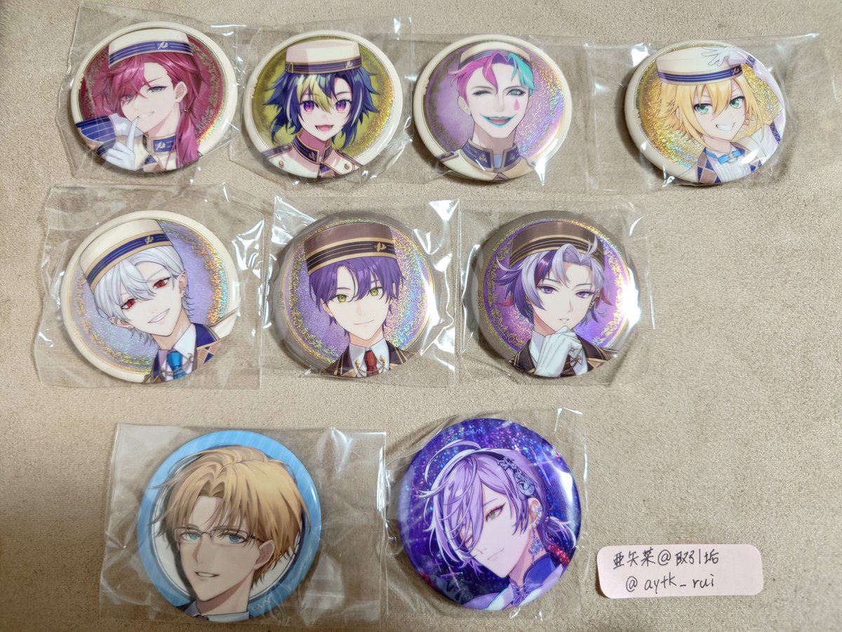 aytk_rui's tweet photo. 【交換・譲渡】にじさんじ ノスタルジア ボイスビジュアルカード ビスケット 缶バッジ

求：下ツリー画像5優先

譲：画像1〜4

下ツリー画像以外のグッズも求
2：1の交換有り
譲渡は定価+送料

お気軽にお声がけください https://t.co/teajMIqOZ6