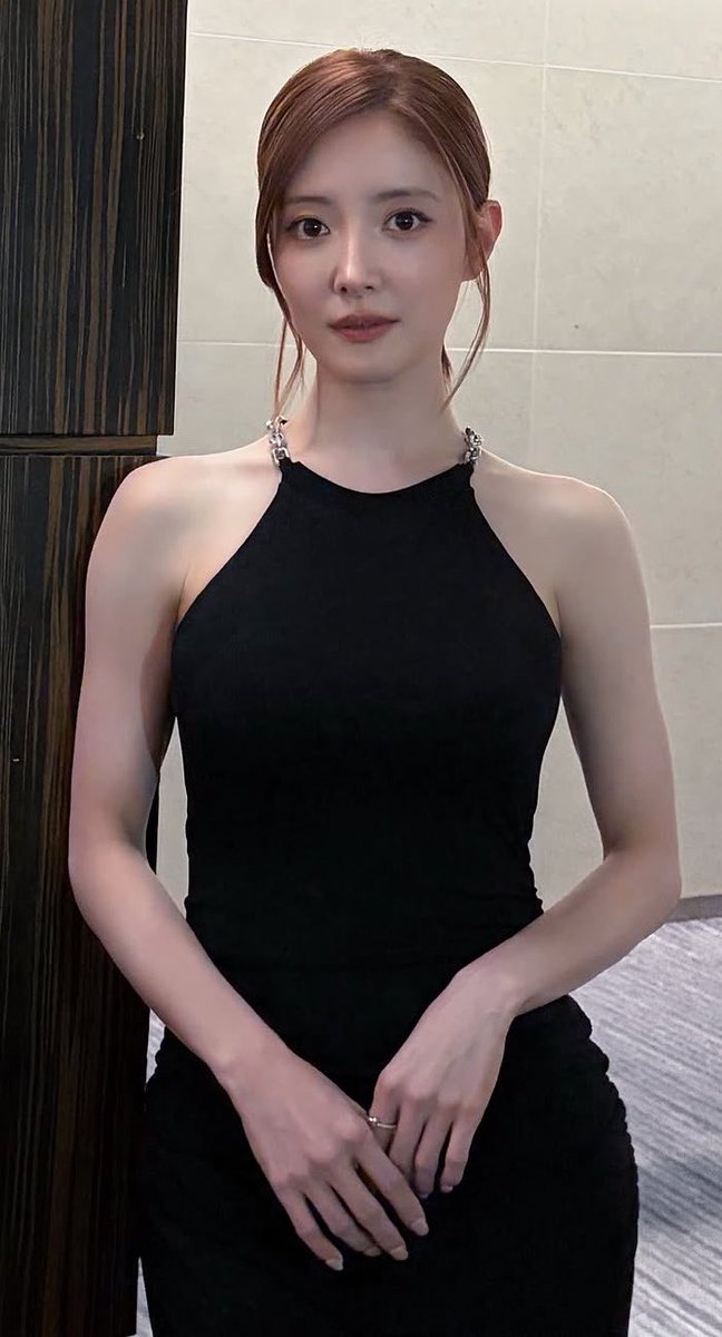 seyounggs's tweet photo. she’s serving so hard with all this looks https://t.co/RchxyzfQ4p