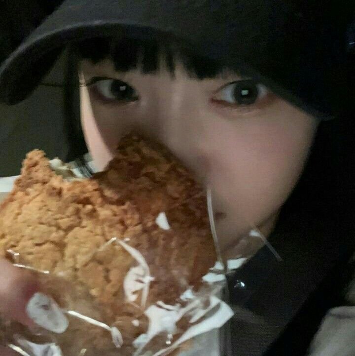 CherubManchae's tweet photo. @CherubSungchan ITU KAYA ENAK ABANGGG.. kalodd sih kebetulan omnivora abangg, semua dd makan kalo bisa dimakan ^____^ taoi kalo yanh FAVOTITEER BGTTTT dd suka yang manis2!! https://t.co/lFY9T0mSVE