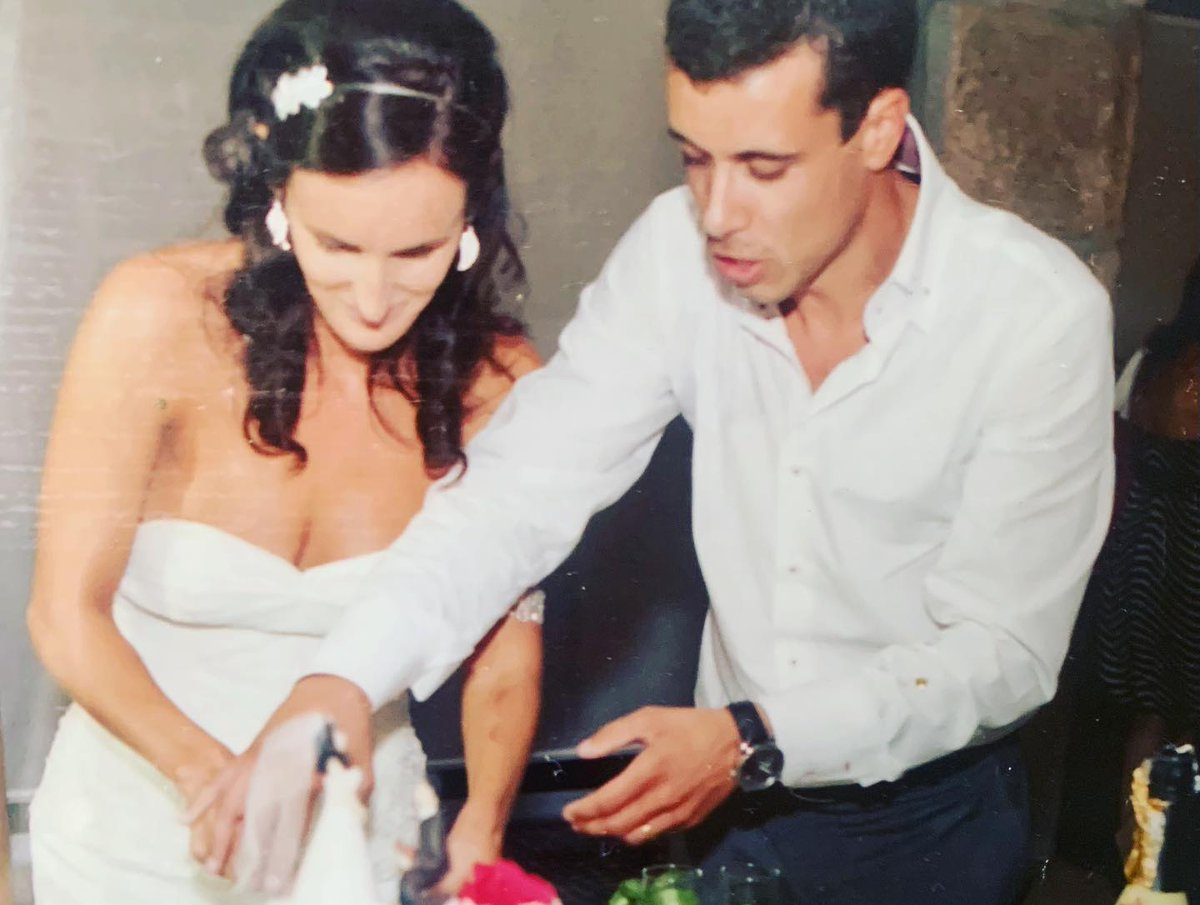 AaDriANnRzK's tweet photo. 11 de setembro de 2010. 13 anos de amor. Feliz aniversário de casamento. https://t.co/g5EhHAbpRS