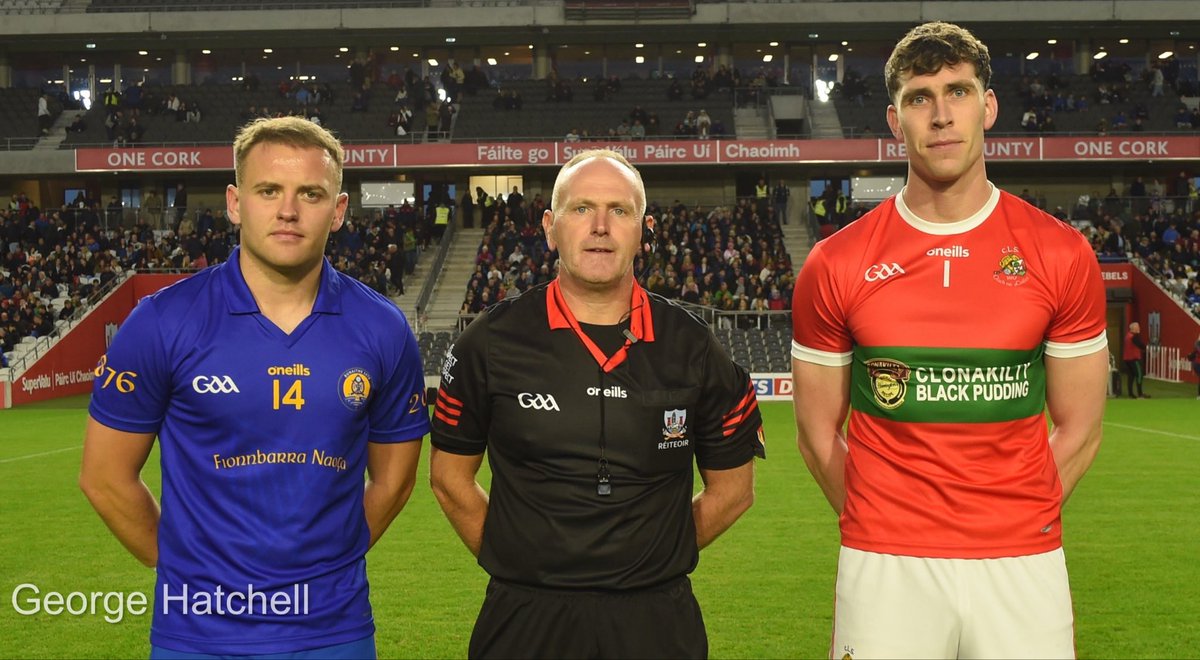 GeorgeHatchell2's tweet photo. @the_Barrs 2-12 0-16 @clongaa @OfficialCorkGAA Premier Senior Semi final at @PaircUiCha0imh @mig_ie https://t.co/QW1xZ7g2nJ