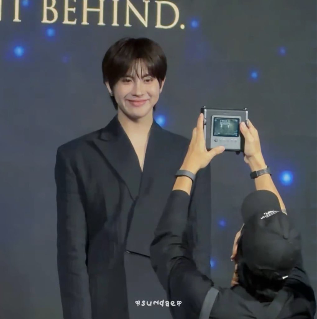 myfirstloveone's tweet photo. เป้ะเนยยยยยย 🥺🤏🏻

TFO SCENT OF MITH
#MITHxTleFirstone https://t.co/b7TKjnWGIx