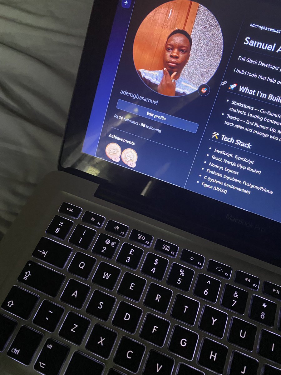 devdrogba's tweet photo. I really wanna get cracked at this software engineering thing before the year ends 🤧😭

Anyone got any tips, resources, or things you think I should start doing?

I’m open to learning. Put me on, guys🤲🏾 https://t.co/JITVKJDuN1