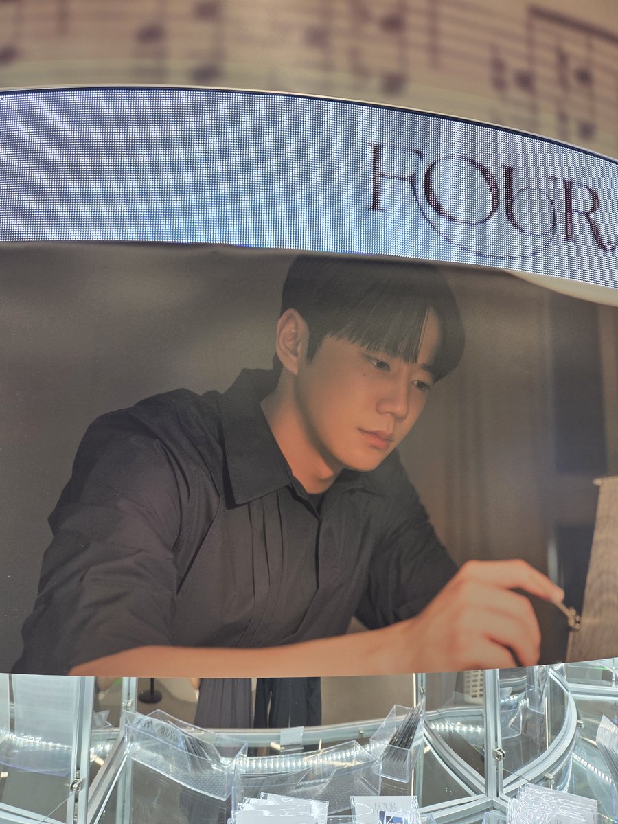 minus_young's tweet photo. 아아...정요야.. https://t.co/y0YhC5gwop