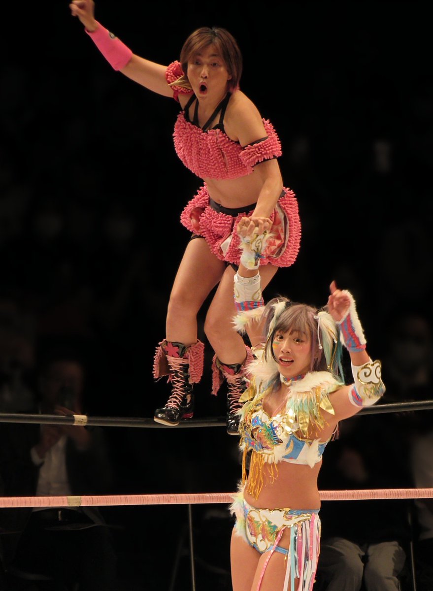 Hide81390536's tweet photo. センダイガールズ"BIG SHOW"✨
2026.10.10 仙台サンプラザ
シン・広田・葛飾さくら選手🌸とウナギ・サヤカ選手✨
お見事です😆
#SENJO #BIGSHOW #シン・広田・葛飾さくら #ウナギ・サヤカ https://t.co/eQLHETejcM