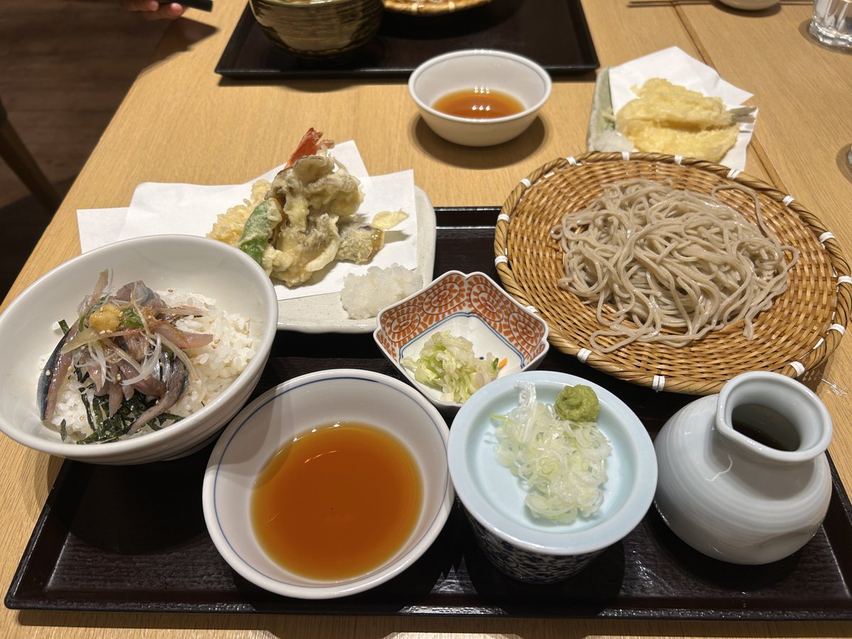june_tea3434's tweet photo. 蕎麦。 https://t.co/vQLRaGWBcV