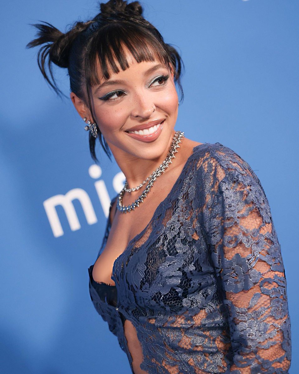 tinashedata's tweet photo. Tinashe tonight at the National PrEP Day Event hosted by Mistr at The Abbey WeHo. https://t.co/9yZXY1zysN