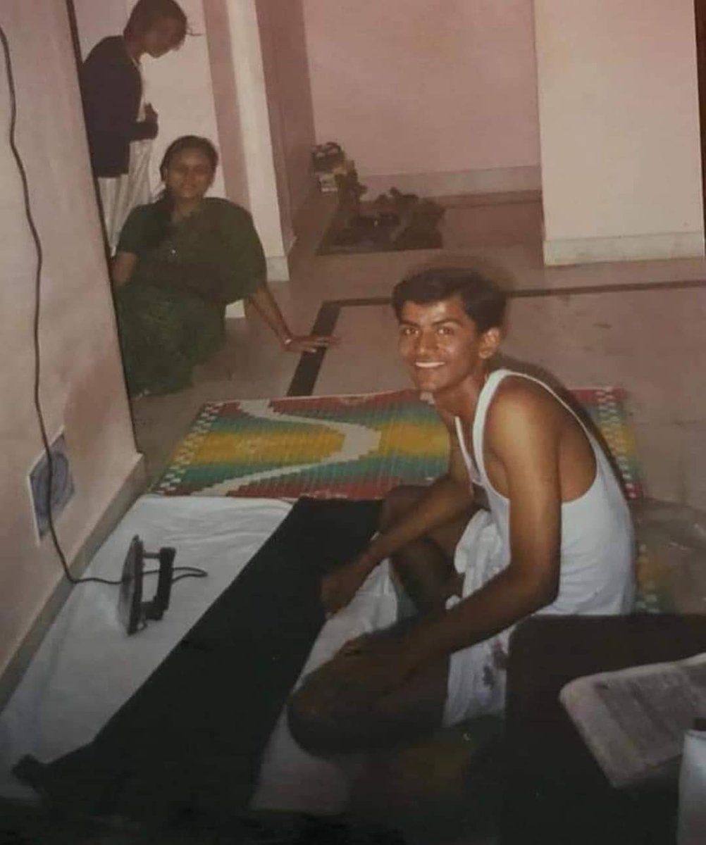 LoyalYashFan's tweet photo. you came a long way @Dhananjayaka bro ♥️ https://t.co/7SjVNSEBzc