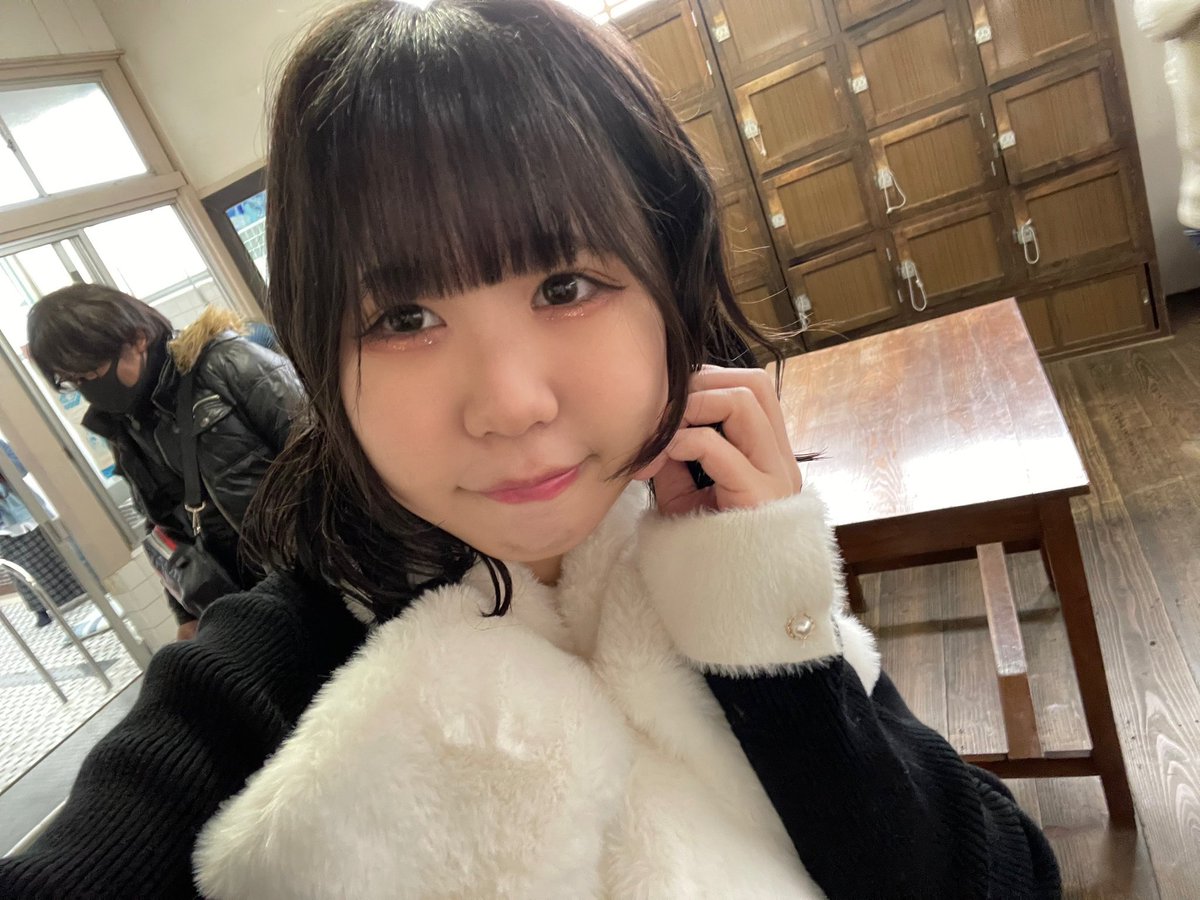 karubee69's tweet photo. 今日は、小倉WOW!さんで『二葉あやかさんのラストライブ』です🥲

みんなで盛り上げてお見送りしましょう☺️

⬇️貴重なツーショット(？)写真😊
(撮影 @daisuki485 ) https://t.co/PG01jsvDU8