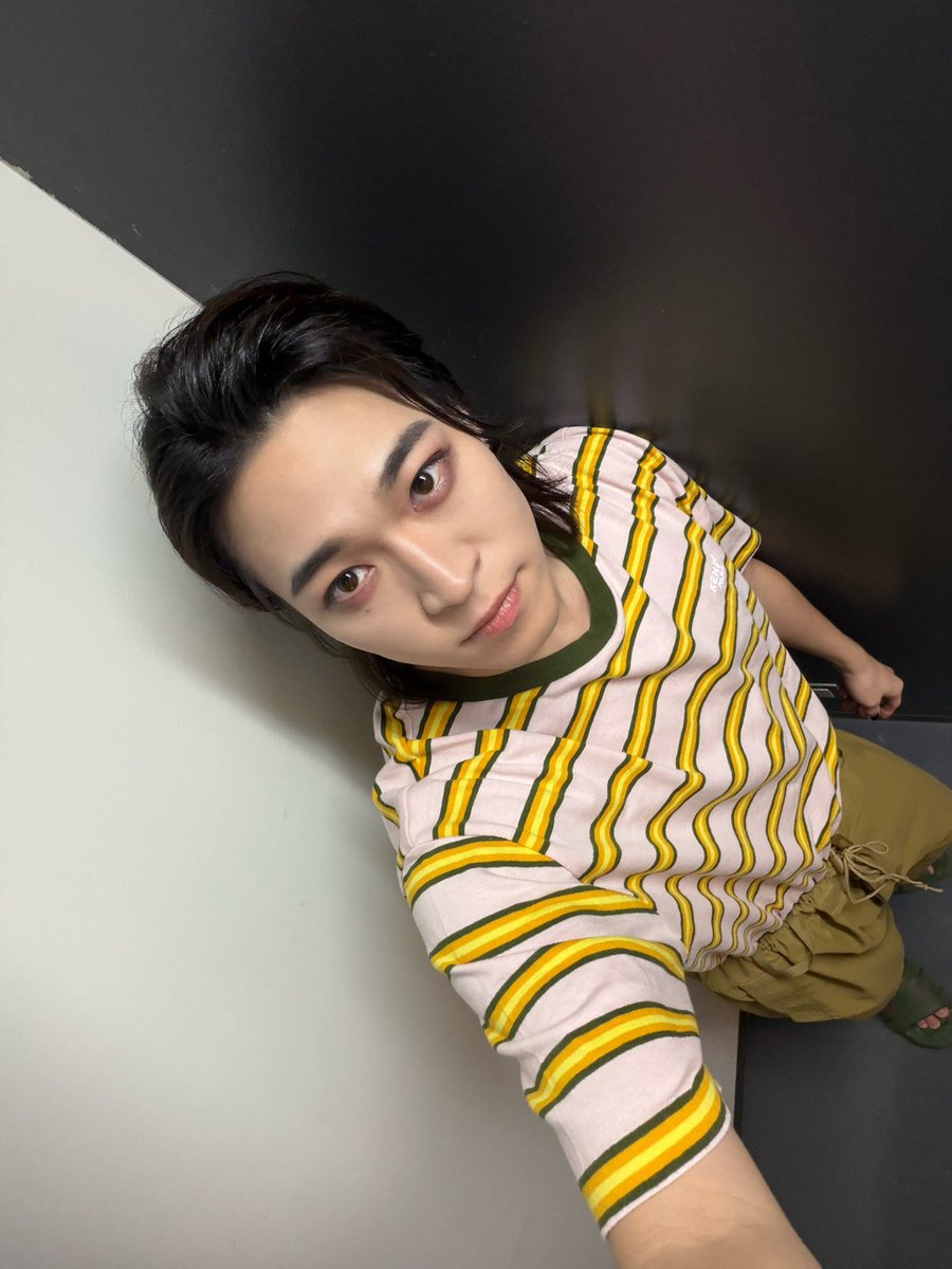 santa_zanduo's tweet photo. 明日！10月12日は今月の新曲リリース🎧

そして！
12月24日の東京FANMEETINGのオフィシャル先行も今日までみたいです！

クリスマスイブも一緒に✨🎅🏻 https://t.co/ejUHJPvDgf