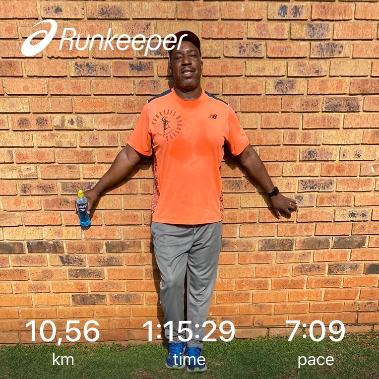 dabskays's tweet photo. #SundayRun 🏃🏾♂️🏃🏾♂️🏃🏾♂️
Three weeks ago I was at Beitbridge coming from Harare back to Pretoria as I walked from
Zim 🇿🇼side into SA🇿🇦this border guard looked at my Comrades cap and asked do you run Comrades?I excitedly answered YES! He looked at me and said Nah not with that stomach 😭 I told him not only do I run Comrades but I am a green number and I took out my Comrades card from the wallet.
Here is to every runner who doesn’t have the body of a “runner” but still run anyway. Running has made me to be a more positive and hopeful person in life. After all you need a lot of positivity to train and a lot of hope to believe that you can finish Comrades.
Happy training folks!!!