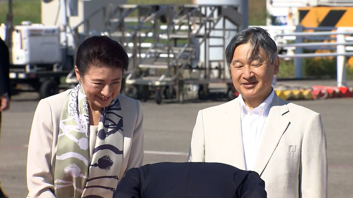 ImperialJPNfan's tweet photo. Emperor Naruhito and Empress Masako departed from Haneda Airport in Tokyo for Aomori Prefecture shortly before 10am on October 10, 2026. 🛫
📸 https://t.co/6AxGNRfVKz https://t.co/5lTRFCurqP