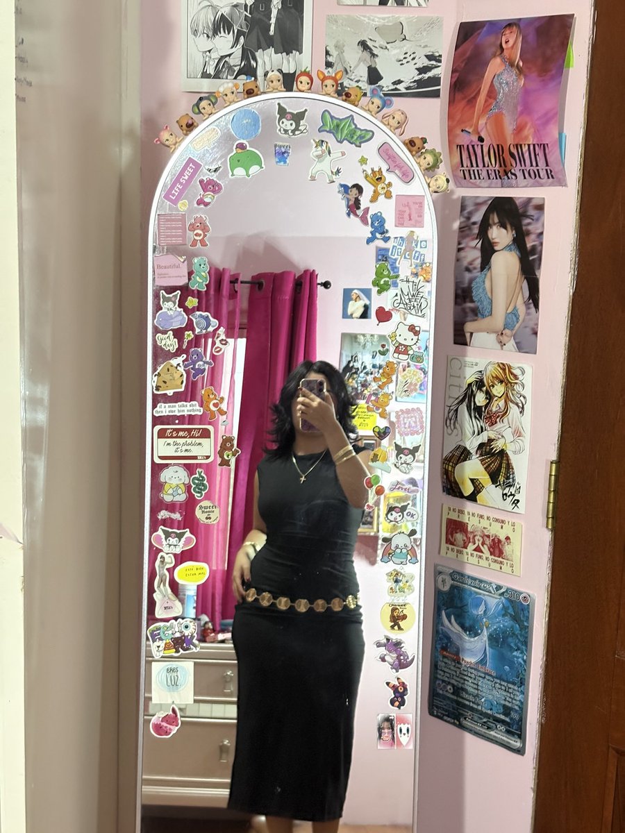 monmongpt's tweet photo. In my little black dress~ https://t.co/mtbqBXWGbs