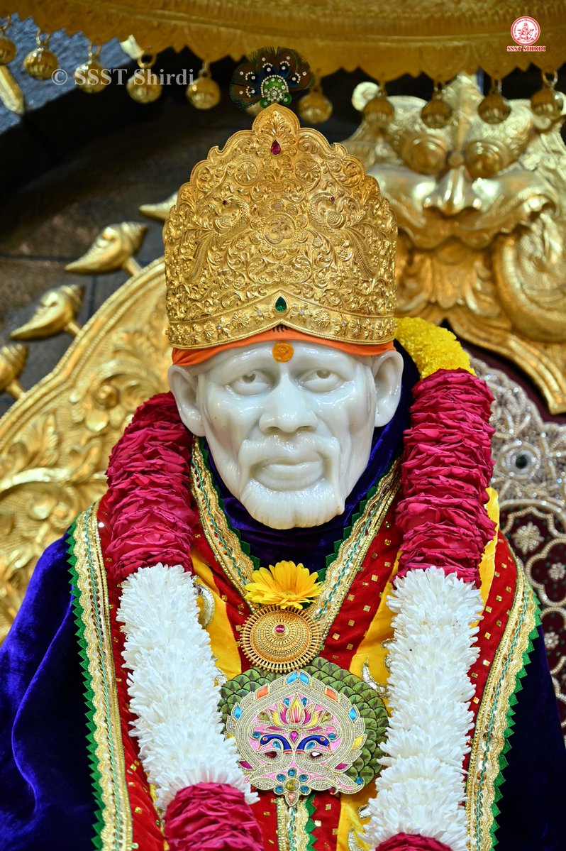 SSSTShirdi's tweet photo. *!! ॐ साई राम !!*
*श्री साईबाबा संस्थान विश्वस्त व्यवस्था,शिर्डी*
*!! ॐ Sai Ram !!*
*Shri Saibaba Sansthan Trust, Shirdi*
≈≈≈≈≈≈≈≈≈≈≈≈≈≈≈≈≈ 
*आरती :-माध्यान्ह आरती*
*रविवार ११ ऑक्टोबर २०२६*  
*Aarti :-Madhayn Aarti*
*Sunday 11 October 2026* https://t.co/VoUfZBTySd