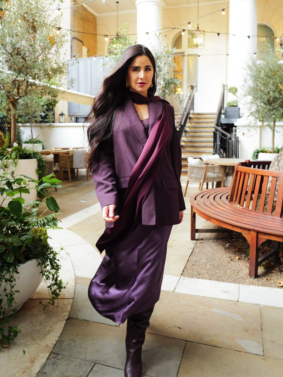 KatrinauniqueD's tweet photo. That Walk the Ramp Miss you katrina 🔥
#KatrinaKaif https://t.co/FwGNikTYCf