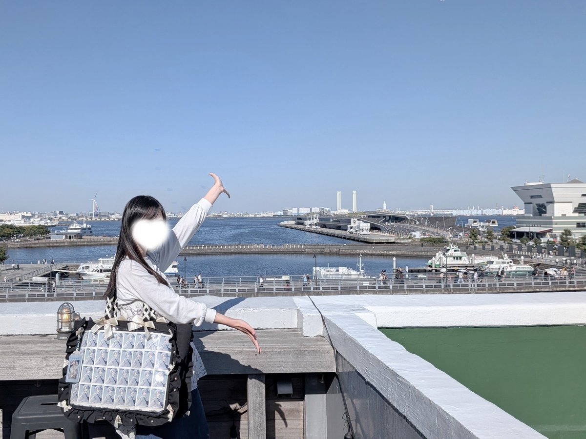 871_18tr's tweet photo. ⋆˙⟡椛ちゃんの人生も、僕にBETしてよ⋆˙⟡

お店の前で写真を撮ってたら、優しい店員さんが声をかけてくれて、屋上に入らせて頂きました….ᐟ.ᐟ
ずっと登ってみたかったので、ほんとに夢みたいな時間でした^ㅠ  ̫ ㅠ^
開店前にも関わらず、本当にありがとうございました🙇🏻
#エイトリ #18TRIP https://t.co/pn6vZgevxf