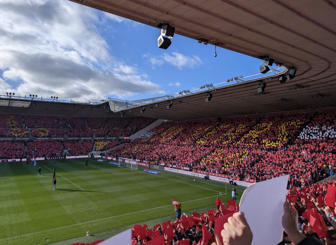 Awaydays23's tweet photo. Middlesbrough celebrating their 150th anniversary yesterday #Boro #UTB https://t.co/Emnic7A38i