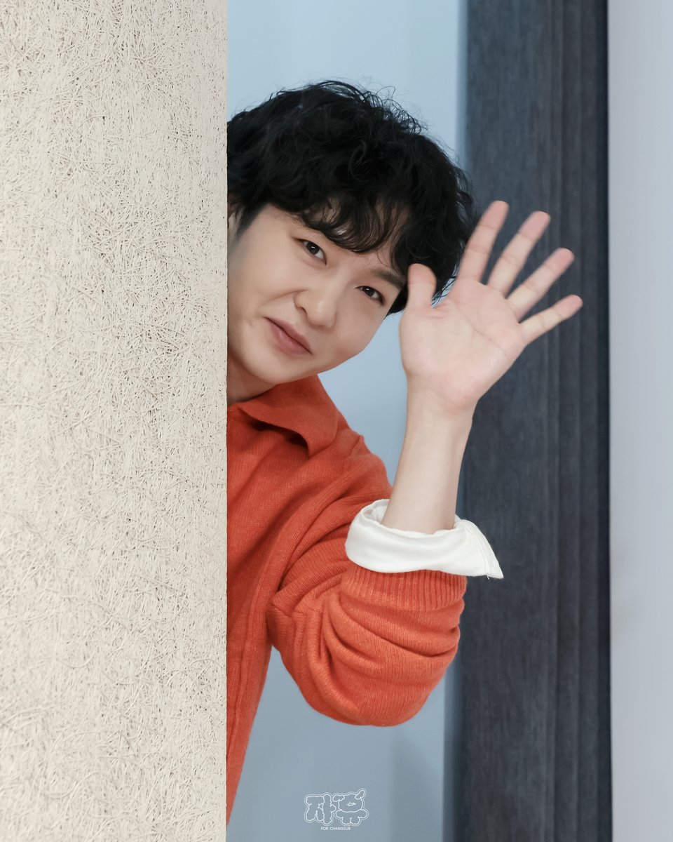 freedom_of_cs's tweet photo. 261010 애플뮤직 대면팬싸 #이창섭
#LEECHANGSUB @LeeCS_BTOB 

빼꼼 안녕~*
어제 뭐지 너무 귀여우시다;;; https://t.co/YJ9nWPzkki