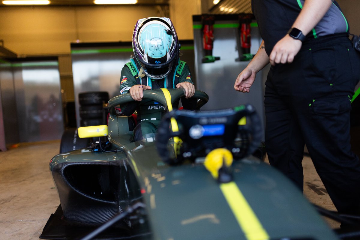 GRSTeam_'s tweet photo. LET'S DO IT AGAIN
🙌 Our Sunday of racing begins in 15 minutes with QP2!
⏱️Live timing:
🔗https://t.co/yYGj5jeEUG
#GRSTeam #F4Spain https://t.co/43IXHr0i7A