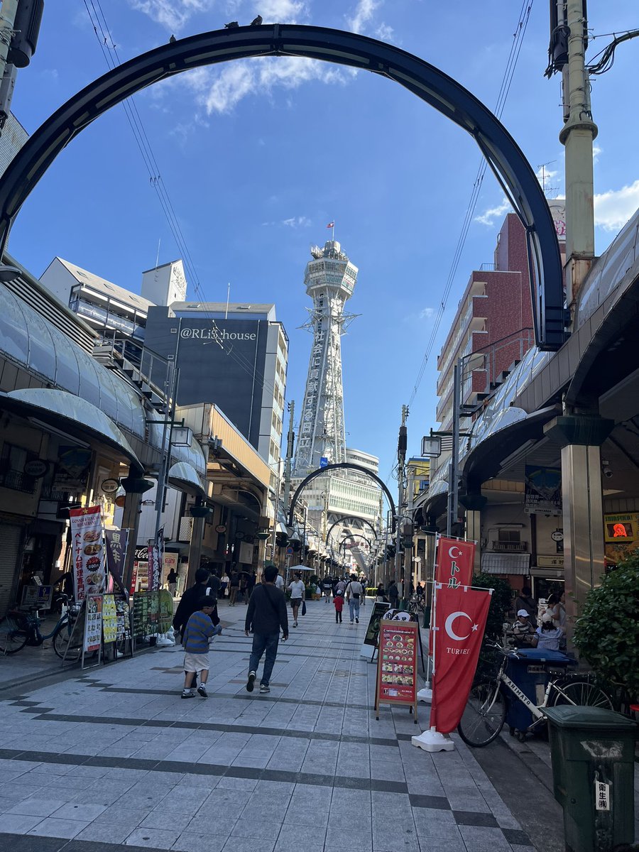 pisa0531's tweet photo. 少しだけ付近散策してお土産購入、買おうと思ったやつ買い忘れたの馬鹿すぎて https://t.co/Y3zMYSzPgc