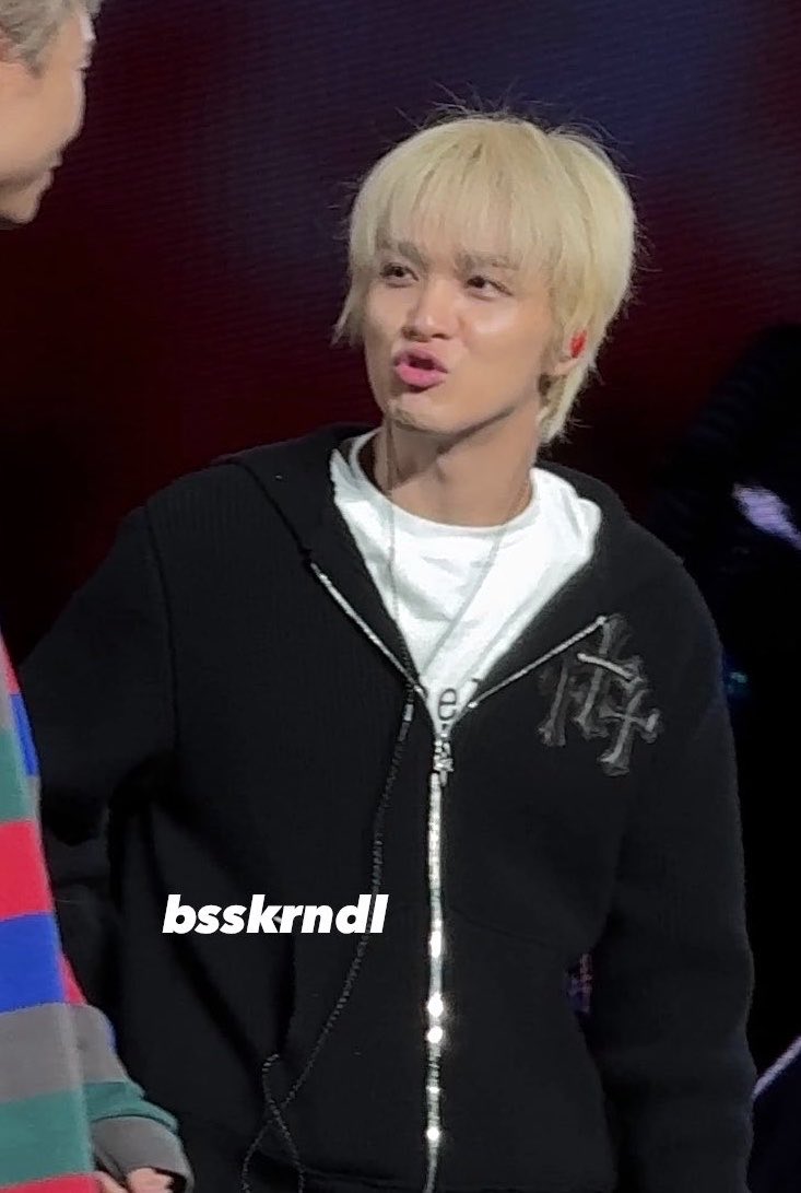 hyeokfs's tweet photo. haechan pout ʕ• ɞ •ʔ https://t.co/E23t1hwwY7