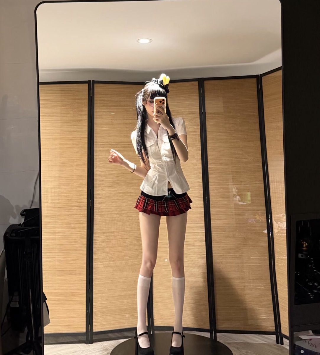 lisa42gu6's tweet photo. 本人第一次玩X #OOTD 

听说可以在这里玩的开，所以很好奇

所以有兴趣的赶紧来，无🚪

1. 看福——2看：🐻

看完就删，不啰嗦～ https://t.co/j0wj4rLuUW