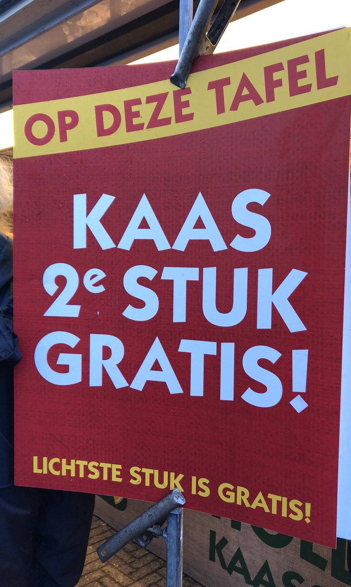 MonicaKeyzer's tweet photo. 🧀
OP DEZE TAFEL
KAAS
2e STUK
GRATIS!
LICHTSTE STUK IS GRATIS!
#straattaal Lindengrachtmarkt - Amsterdam.
#Lindengracht #kaas #logisch #TweeHalenEenBetalen https://t.co/j2AAw6JBEM