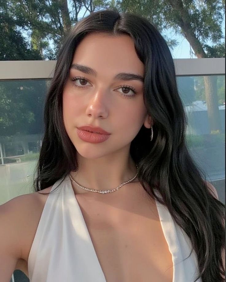 iamaylah_'s tweet photo. Did Dua Lipa perform any cosmetic plastic surgery on her face why is she so different?

Then                               vs                             Now https://t.co/ALJFhxmPc5