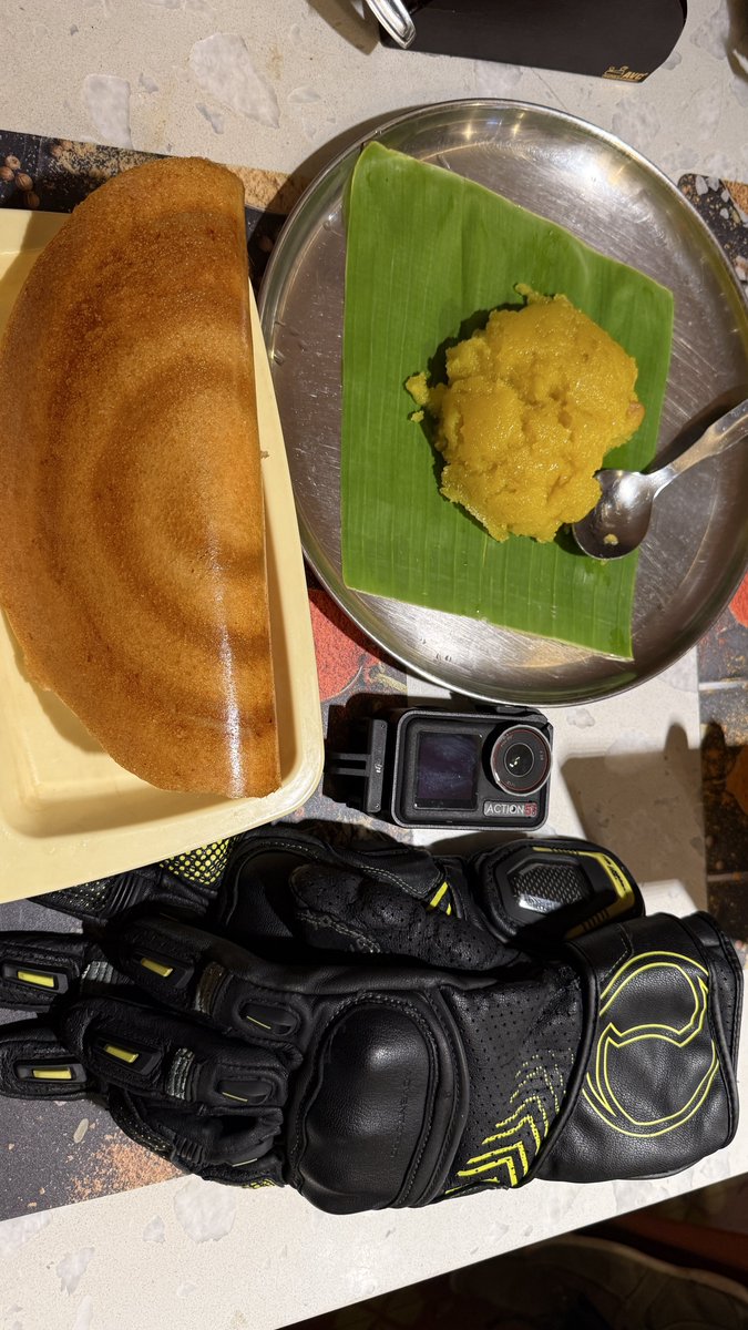 himalayanguy_7's tweet photo. Went to CTR last night and the dosa prices nearly gave me a heart attack. 

I'm so used to darshini prices in Bangalore that seeing what the same dosa costs here made me question my life choices. https://t.co/jOTXkPJtzo