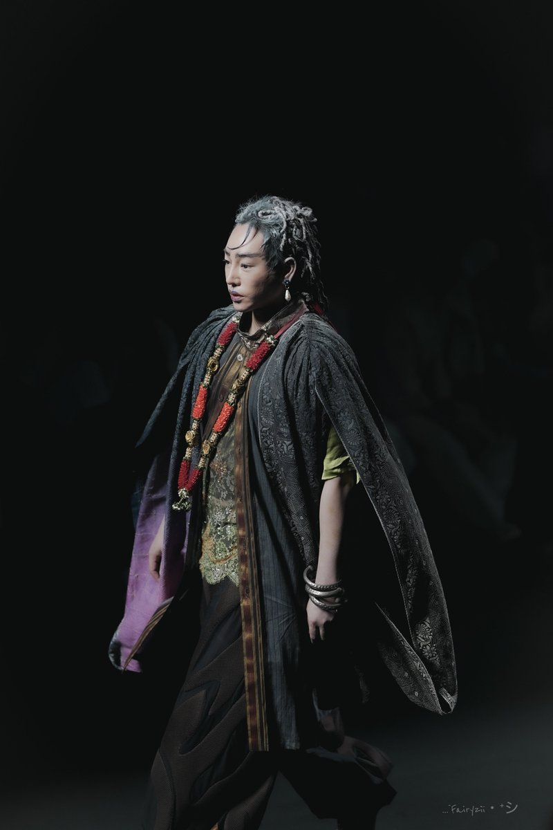 Fairyziiipalit's tweet photo. 📷 🤍 
BIFW2026 NAGARA
Can’t take my eyes off you ,, 

#SiamParagonBIFW2026xPeck
#PeckPaLitChoke
#เป๊กผลิตโชค @peckpalit 
#NAGARA #BIFW2026 
#fairyxpeckpalit #palitgallery https://t.co/AAkdMTe7I3