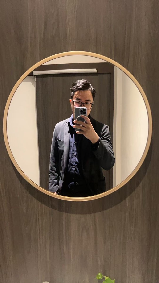 owenjay20140914's tweet photo. 真的最讨厌这种事。🤡

一个人把市场搞臭了，
人走了，烂摊子留下了。

然后公司出一堆新规矩，
让所有人一起承担后果。

犯错的人不用负责，
没犯错的人却要跟着受罪。

最可笑的是，
最后做坏市场的人走了，
但所有人还是得为他的愚蠢买单。

一个人犯错，不代表所有人都有错。 🔥 https://t.co/nWyxAsUiTc