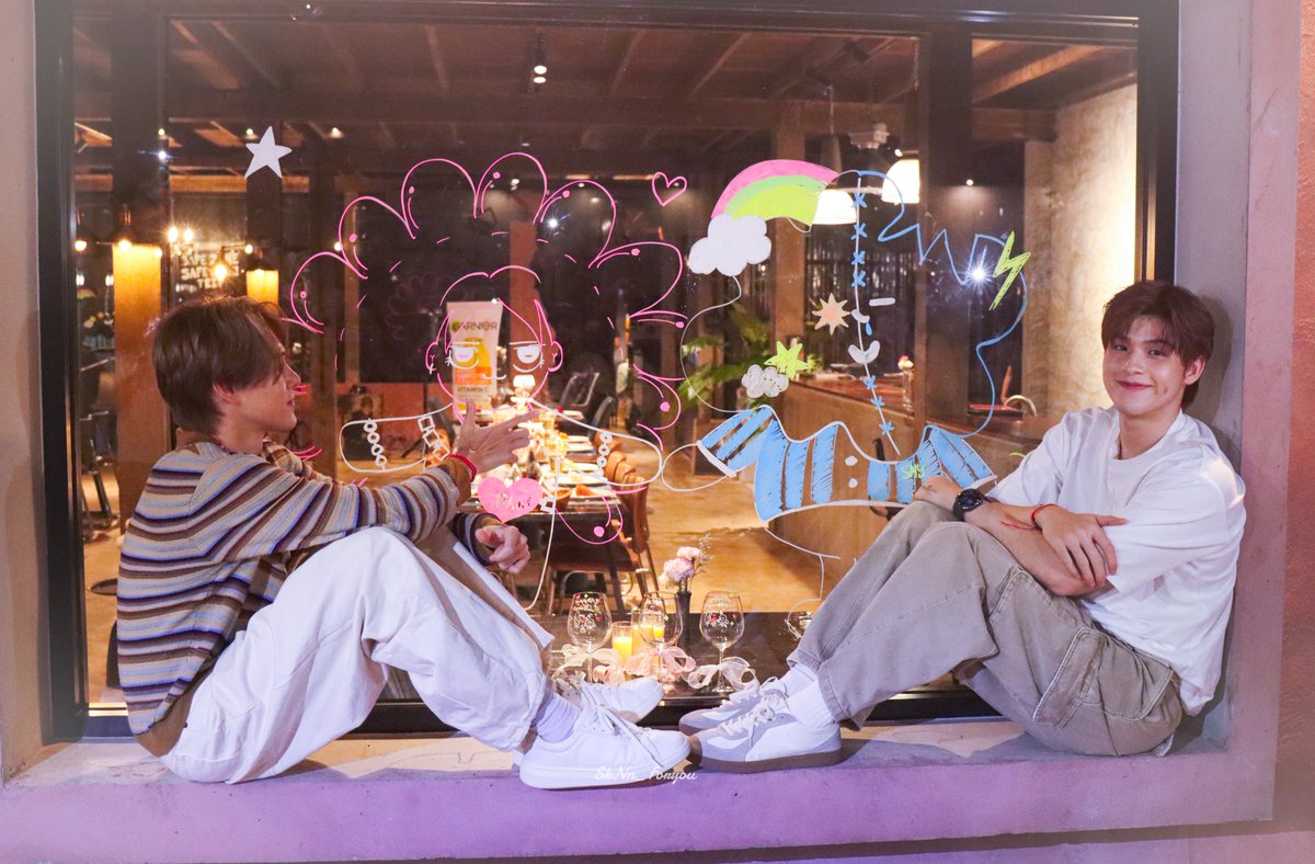 phat256's tweet photo. สกายรู้ตัวปะวะ  มีคนมองด้วยความเอ็นดู
เวลาทำตัวน่ารักๆ 

@skywongraveee @Hirunkit_

#ส��ายนานิ 
#garnierxskynanisafeskintripD1
#garnierxskynanisafeskintripD2 https://t.co/WSeSXCY9c4