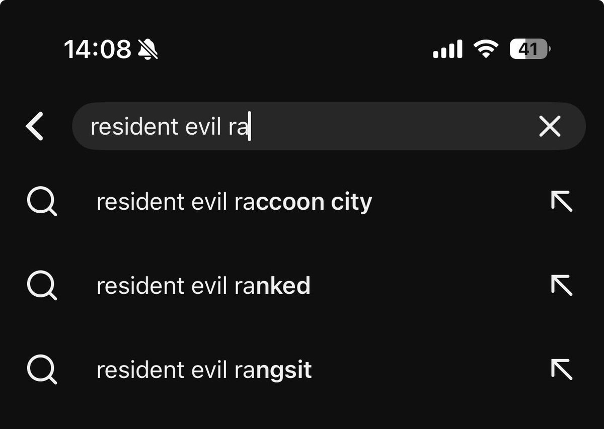 LuckyRaccoonVT's tweet photo. อยากดูคลิปตาเอกตกใจเงาตัวเองใน resident evil เลยจะเสิข
แต่สิ่งที่เจอคือ
…รังสิตมีไรวะ https://t.co/RE4T7RhrNc