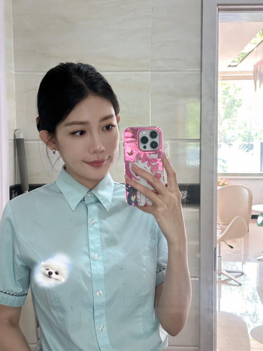 sonikumarie2's tweet photo. 银行人 牛马的一天开始了
周末休息不保证 工作日保证不休息！ 记得要多喝水哟～ #银行人的日常 https://t.co/LskYSGGTI6
