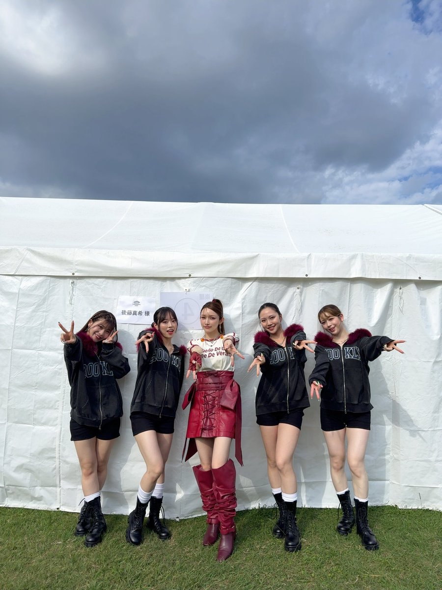 gotomaki923's tweet photo. #MAKEAMONOGATARI2026 ☀️ありがとうございました🎤💕

#後藤真希 の本日のセットリスト公開！

📺セットリスト
♪What? 
♪ QUEENDOM 
♪ 愛のバカやろう
♪ CLAP CLAP 
♪BAD BOY 
♪恋愛レボリューション21
♪ LOVEマシーン

【NEWアルバム配信サイトはこちら🎧】
https://t.co/SUDnHFsVz6 https://t.co/NICQ5jGuLL