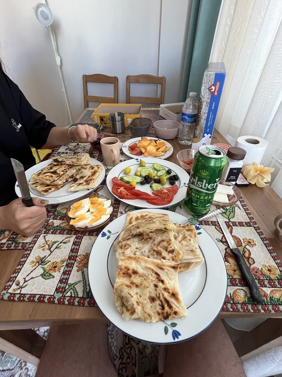 highgravity7's tweet photo. Olum evlilik iyimiş lan https://t.co/iTiTVzMRnO