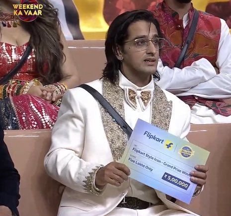 jawaiji_'s tweet photo. #QaziTouqeer 🥳🔥

Flipkart bhi hamare Rockstar ko promote kar raha hai.👑❤️‍🔥

Yeh khud bahut kuch kehta hai about the massive votes he received, aur woh bhi PURE INDIAN PUBLIC KE VOTES🇮🇳✋🏻

Ab samajh aaya? Haters ke saare agendas ki hawa nikal gayi.😙🤣

PUBLIC POWER 💥 
ROCKSTAR QAZI ON TOP.👑🔥

#BiggBoss20 #BB20