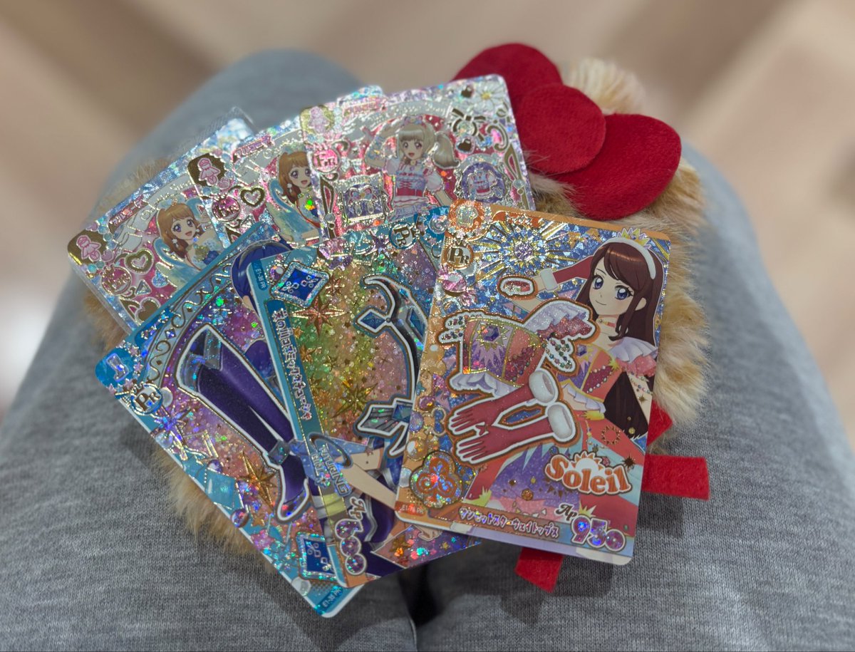 nrwsll's tweet photo. オデットスワン2枚目嬉しい🥹
オーロラキスと交換してくれる方いませんか..🥲
 #アイカツアンコール交換 https://t.co/gJ49hccLff
