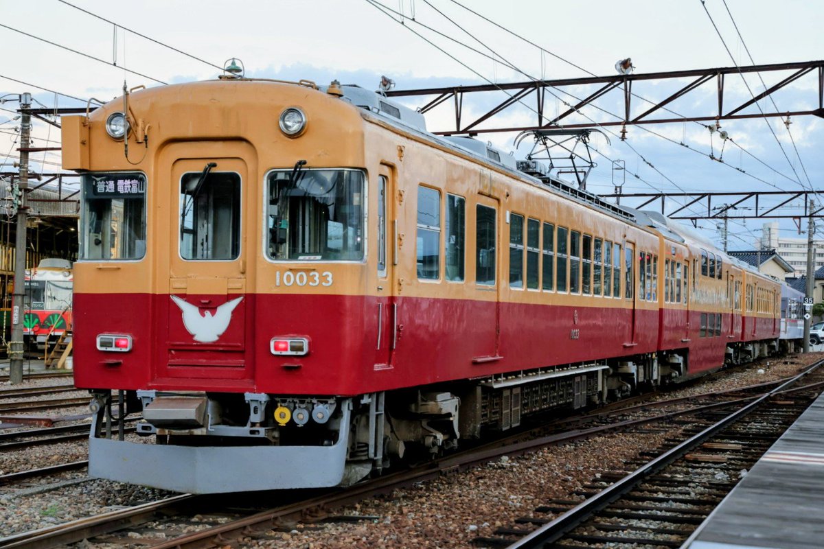 hai614909's tweet photo. 富山地鉄本線🚊1332 稲荷町駅
稲荷町駅着いたらダブルデッカーが定位置に居たので下車して撮影📸 https://t.co/TAbcisi5kc