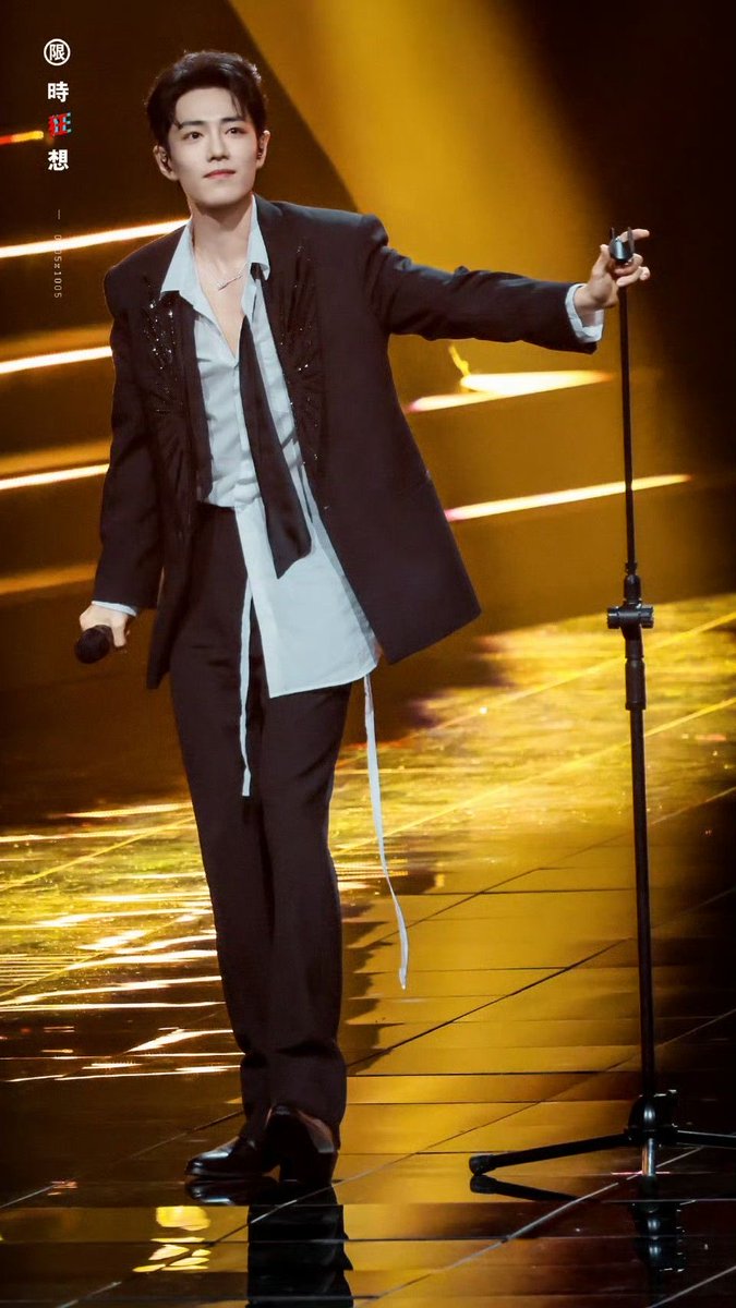 YiZhan1432018's tweet photo. The list of crew members for XZ concert is out:
- backing vocals: Ān Huìbó,
- backing dancers: WángJie, Wáng XiàngZhàn, Wáng Lăoshī, Wáng Dàchuí,
- photo director: Wáng Tiántián,
- logistics director: Wáng Sījī,
- visual director: Wáng Kùgài,
- stage deco exec: Wáng Dāndān. https://t.co/LAod2K6DxA