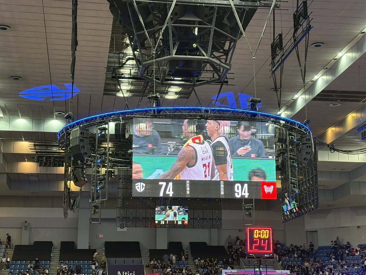 A__yaaat's tweet photo. お疲れ様でした
悔しい敗戦、次こそは勝ちを、、、
とりあえず悔しすぎるので何か食べて帰ります笑 https://t.co/BkVdVjRXBt