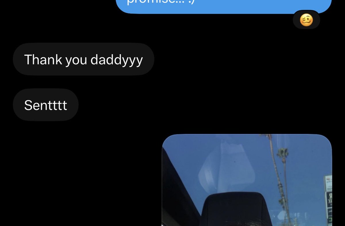freeloadmumuuu's tweet photo. WHOS NEXT??? 😼
#manscam #findom manscam paypig findom https://t.co/QxDWTvbnQp