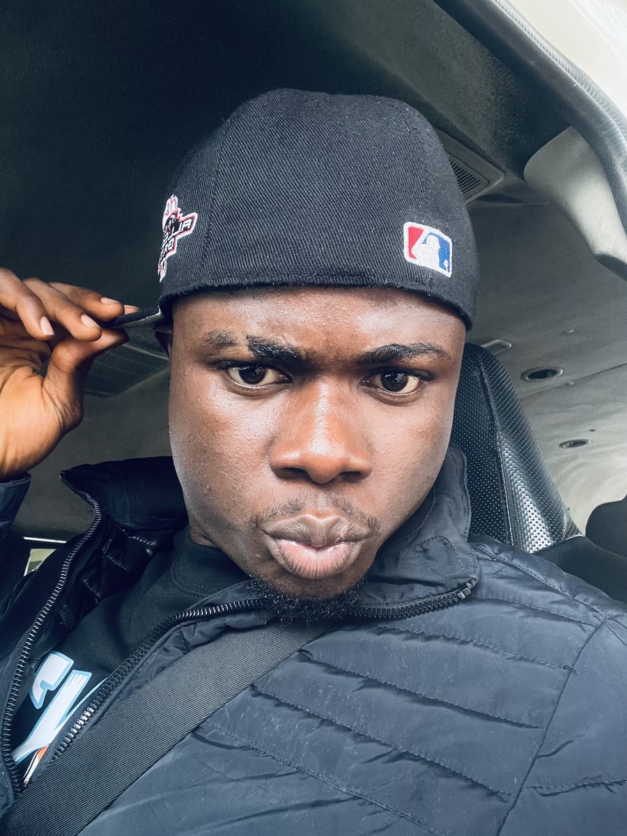 waggydey4you's tweet photo. As we enter road Dey find wetin we go chop, God Abeg make road nor chop us ❤️🙏 https://t.co/PAfpO1EGED