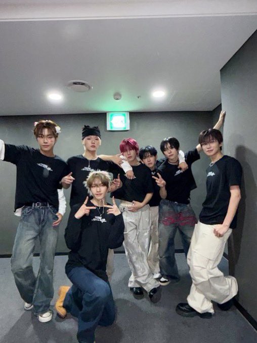 hamstar0124's tweet photo. 하바회에서 가려진 인물 홍보합니다 모디세이 내일 첫 컴백해요!! https://t.co/EQHhiARNED