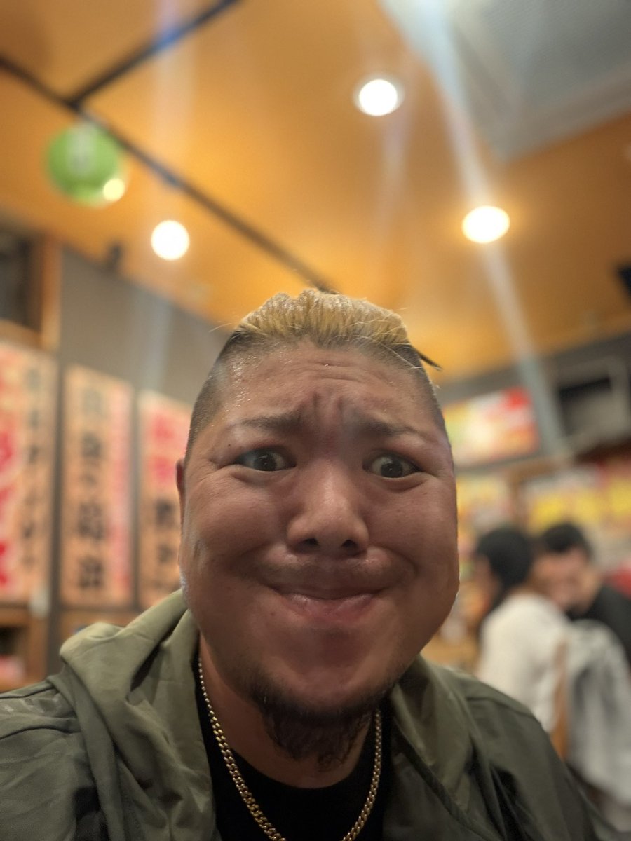 Sachiko_GMC's tweet photo. きんたまみてぇな顔の後輩いるわ https://t.co/qjAtk7qOSE