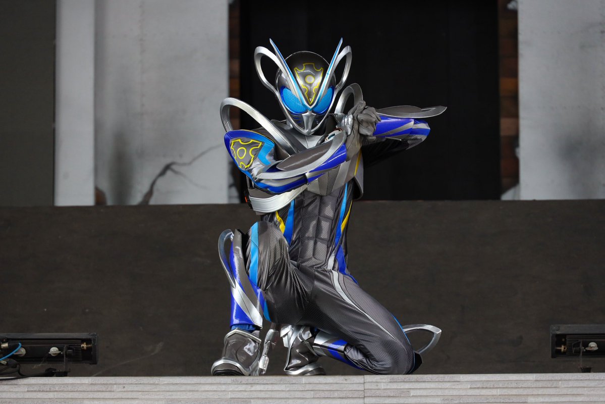 a_nya_me's tweet photo. ちびが部活終わりでお友だちとウルトラを見に行ってる頃、わたしはこちらへ🐭いろんなポージングやってくれてうれし☺️今日もかっこよかったし、壁にくっついて攻撃避けるのとかかわいかったな〜〜(SNS掲載🆗📸)(トリミングミスしてたので再掲💦)

#仮面ライダーマイス
#グリーンランド https://t.co/SC2UBv4GqE